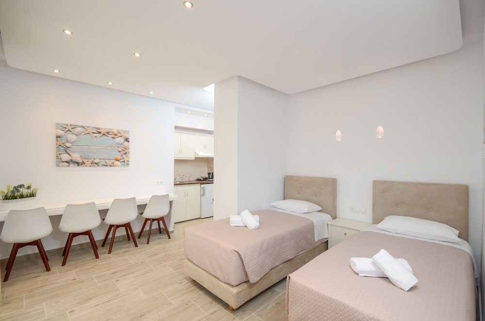 Family Apartment, 2 Bedrooms, Beach View