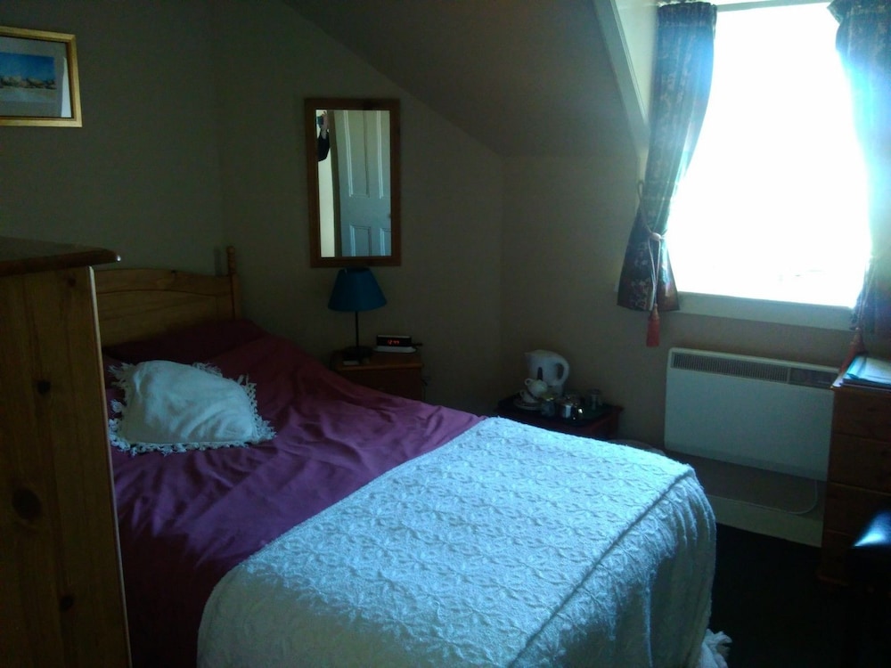 Standard Single Room, Private Bathroom