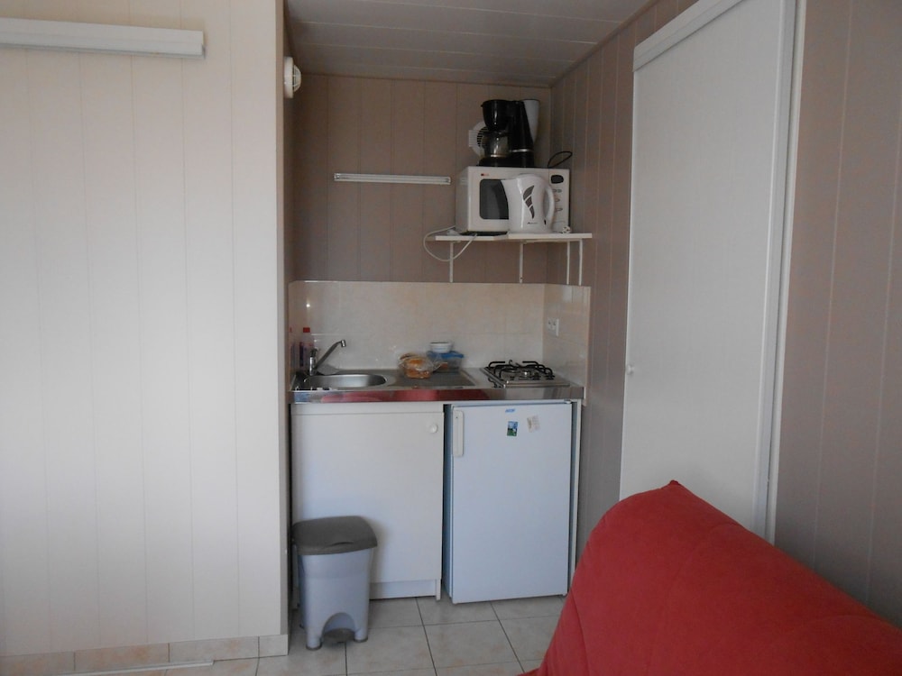 Family Room, Multiple Beds, Non Smoking photo 2