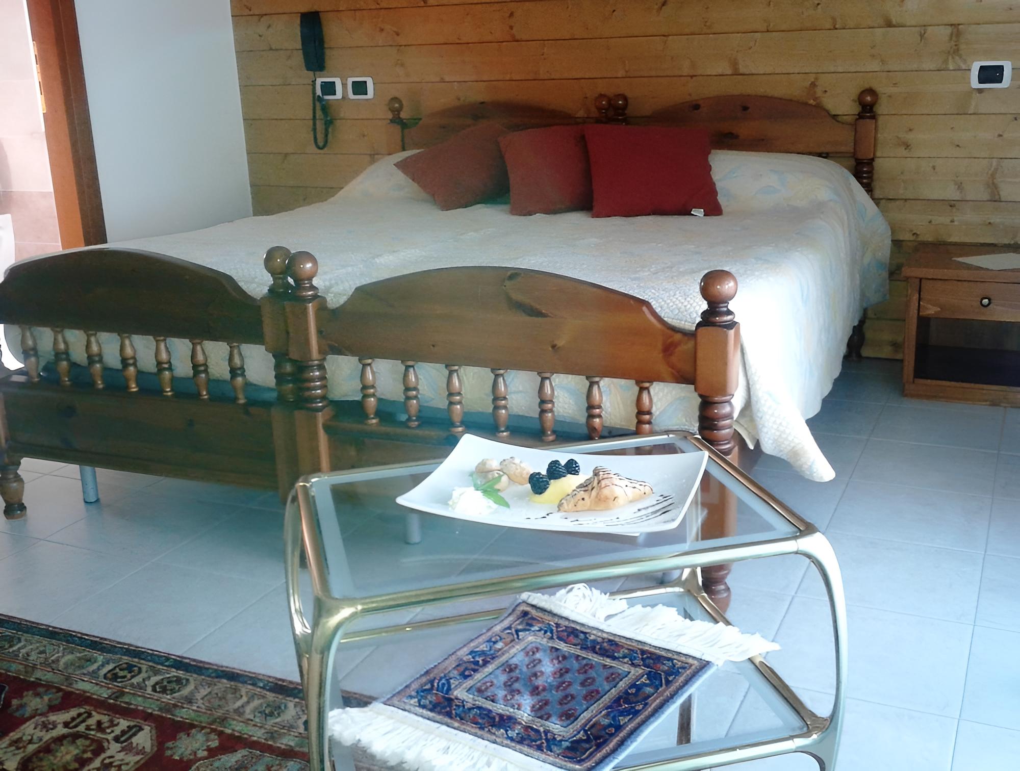 Standard Double or Twin Room photo 3