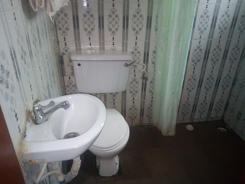 Room (Queen) photo 2