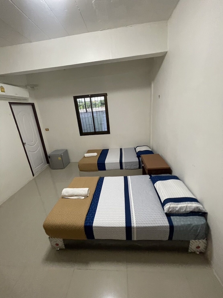 Basic Double Or Twin Room photo 2