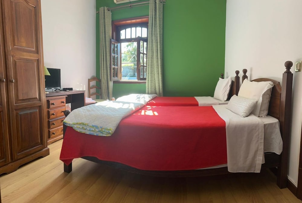 Basic Twin Room (SUITE 17) photo 1