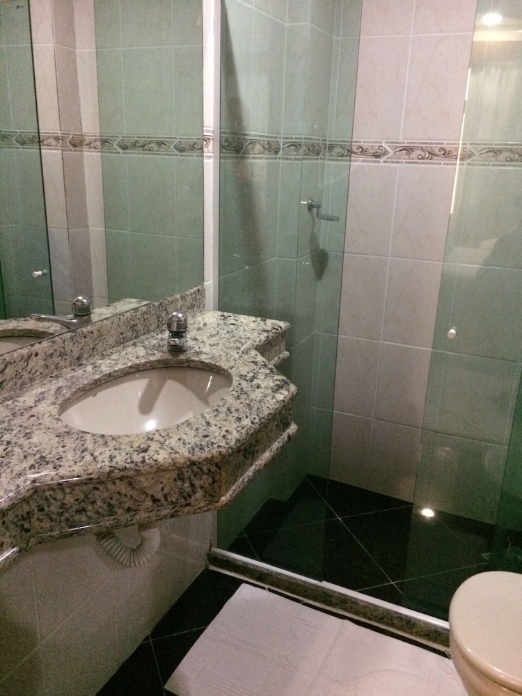 Standard Room photo 3