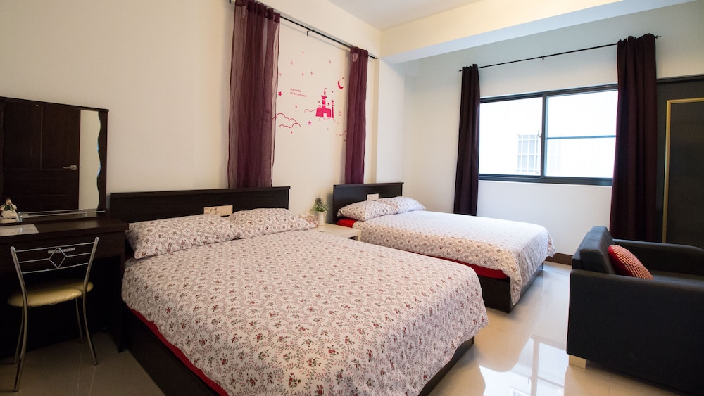Quadruple Room, 2 Double Beds photo 1