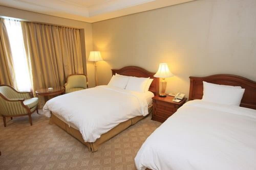 [Breakfast PKG for 2] Standard Triple Room + Breakfast for 2 photo 1