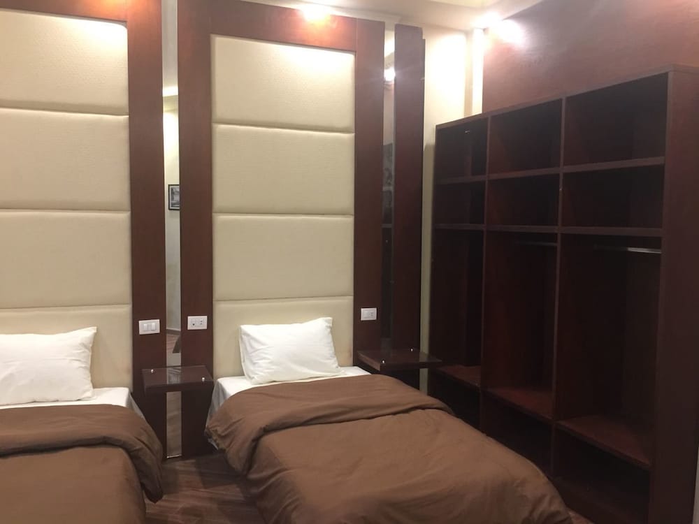Double Room, 1 Bedroom, City View photo 3