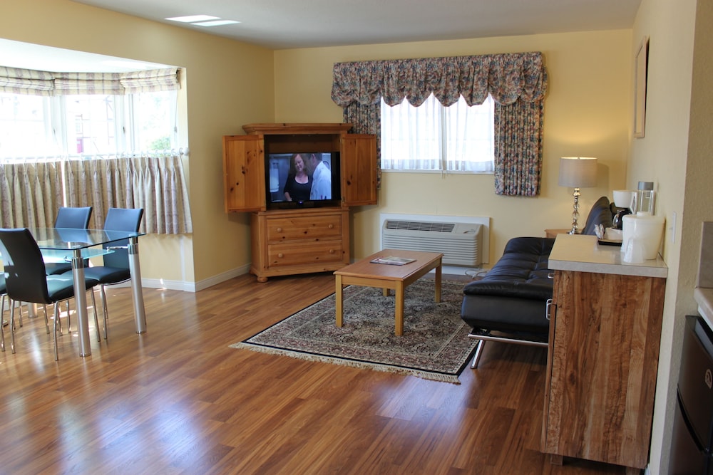 Deluxe Cottage