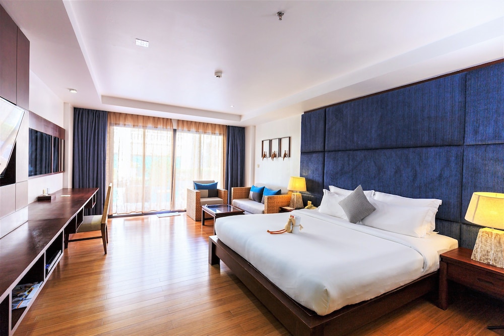 Deluxe Double or Twin Room, Pool Access - Photo 5