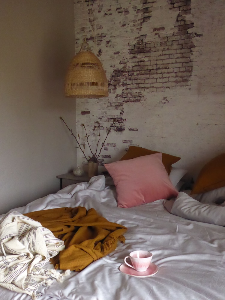 Basic Double Room, 1 Queen Bed (6)