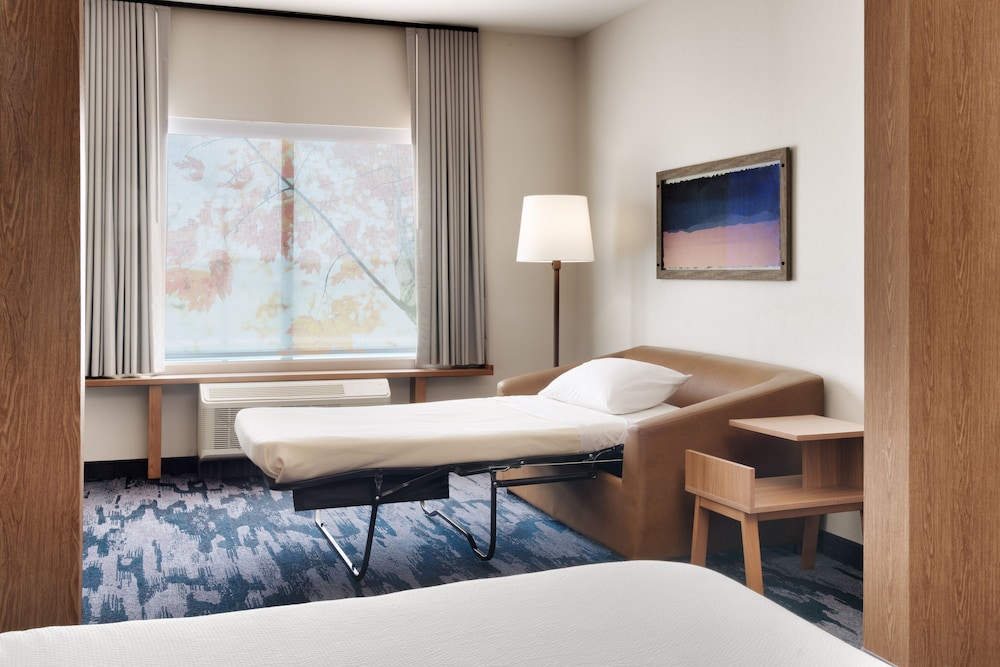Suite, Multiple Beds - Photo 7