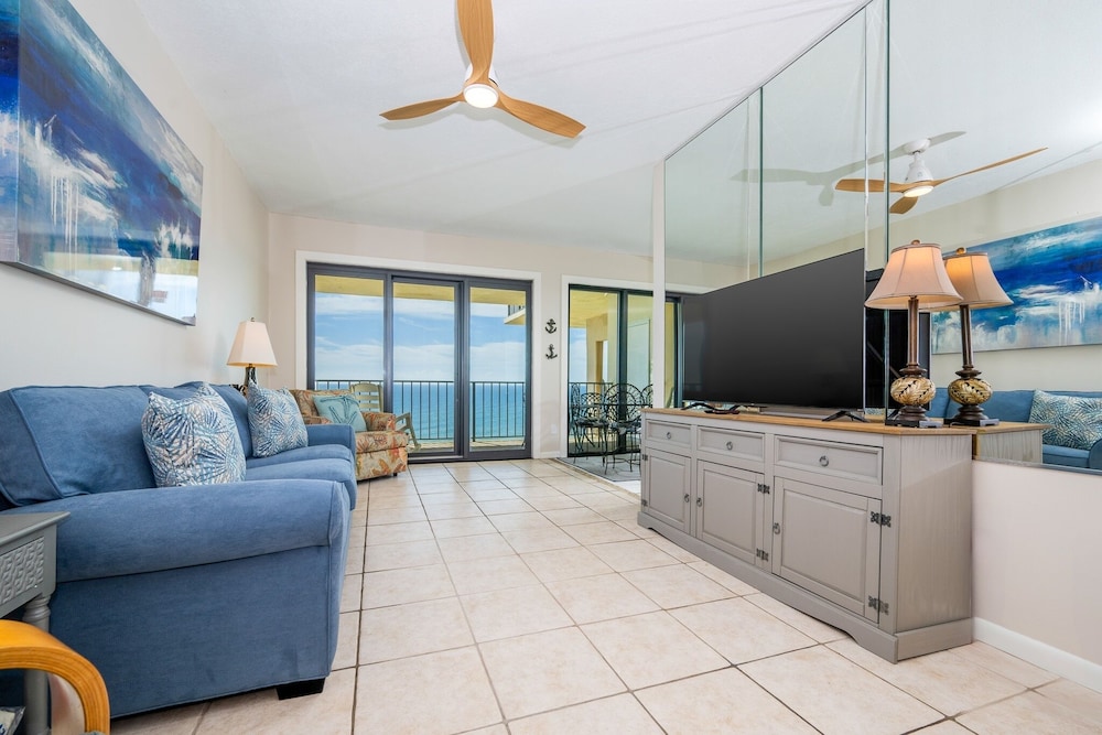 Condo, 1 Bedroom