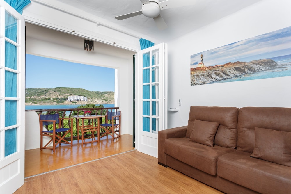 Apartment, 1 Bedroom, Partial Sea View photo 2