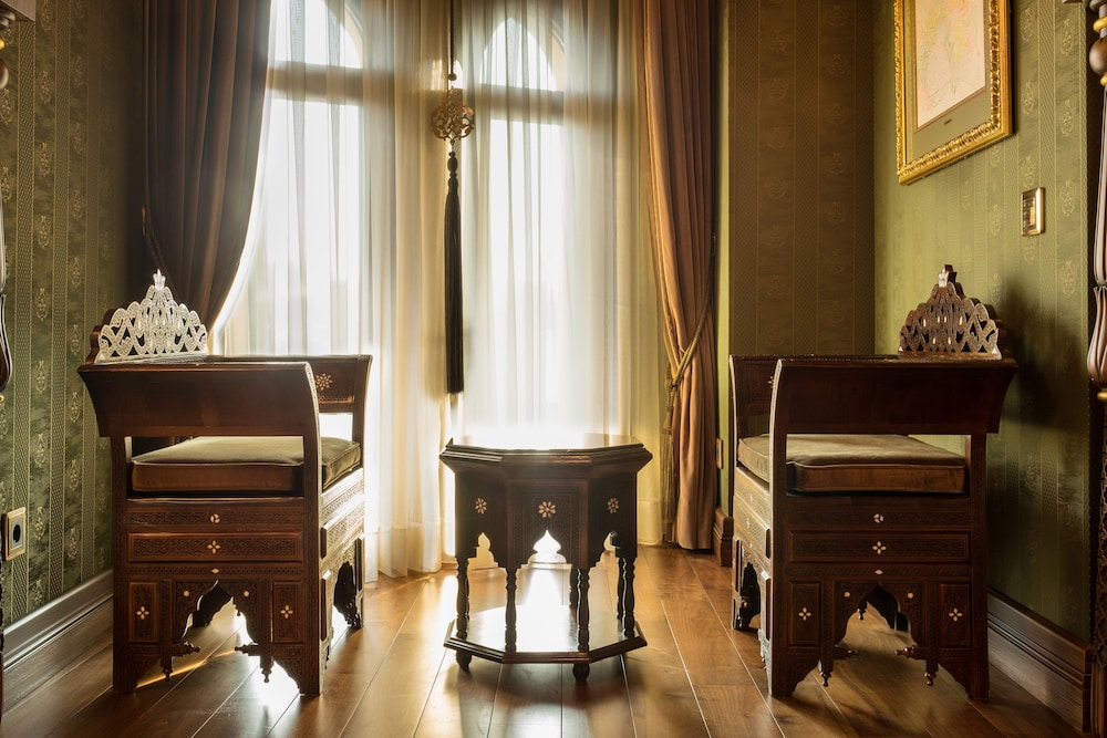 Sultan Suite thumbnail 5