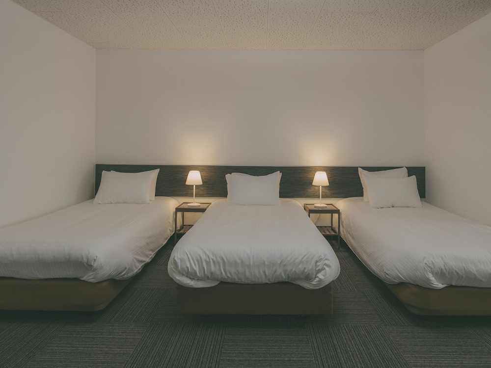Japanese Western Room with 4 single beds - Bath and Toilet, Non Smoking photo 3