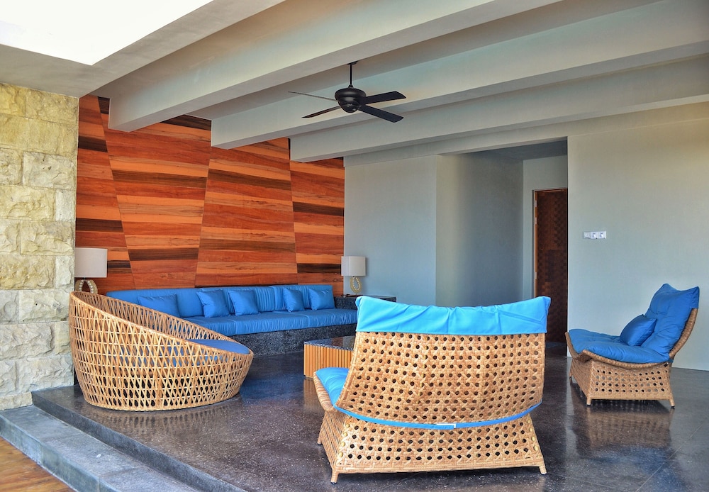 2 BR TStar Rooftop Villa Private Pool (Standard Check Out at 2:00 PM) thumbnail 6