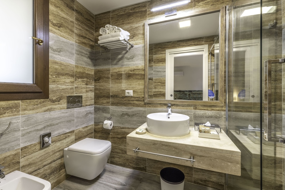 Superior Double Room (Ibiscus) - Photo 21