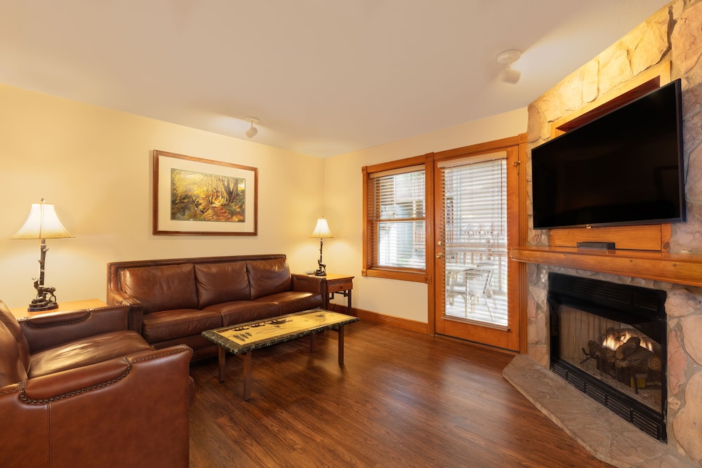 Deluxe Villa, 1 Bedroom (King) - Photo 1