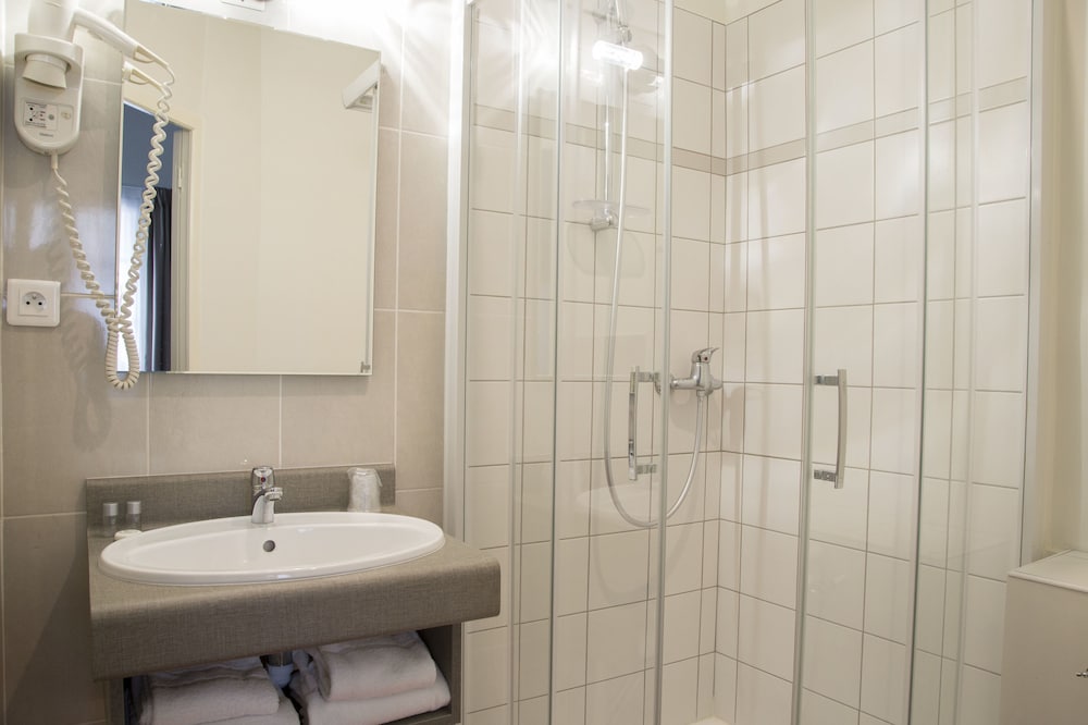 Economy Double Room, 1 Double Bed photo 3