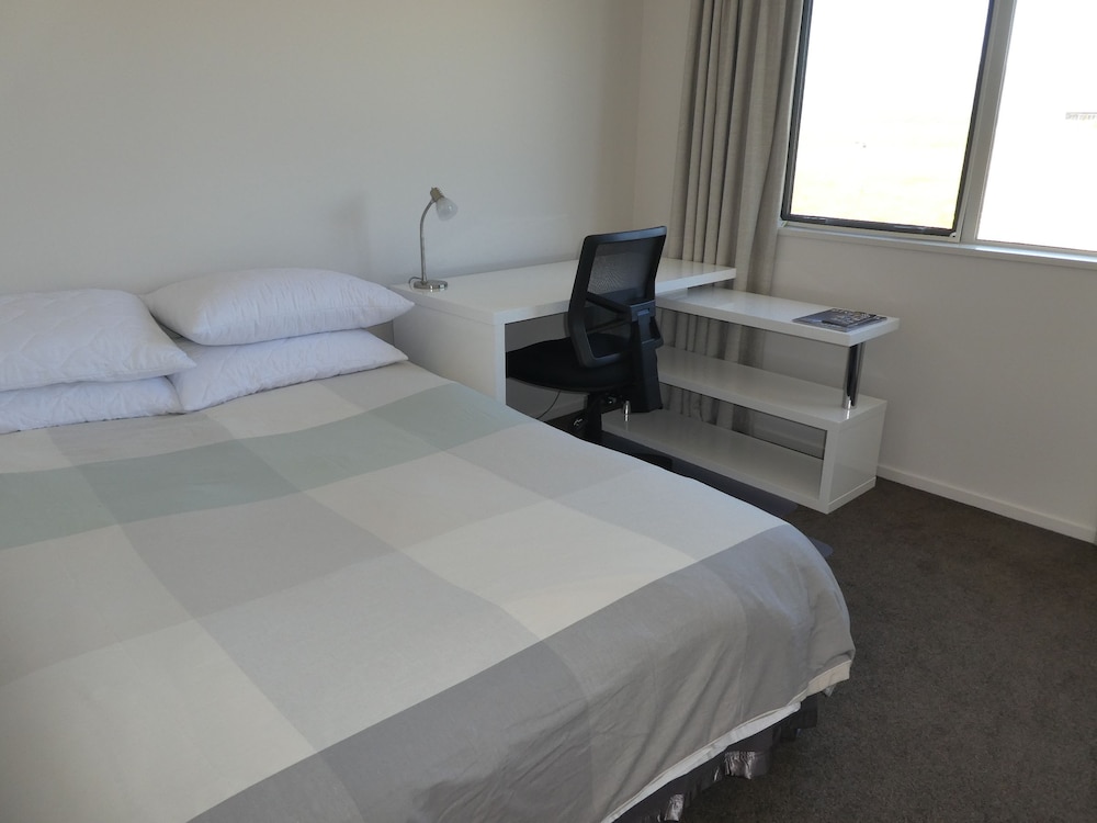 House, 3 Bedrooms photo 3
