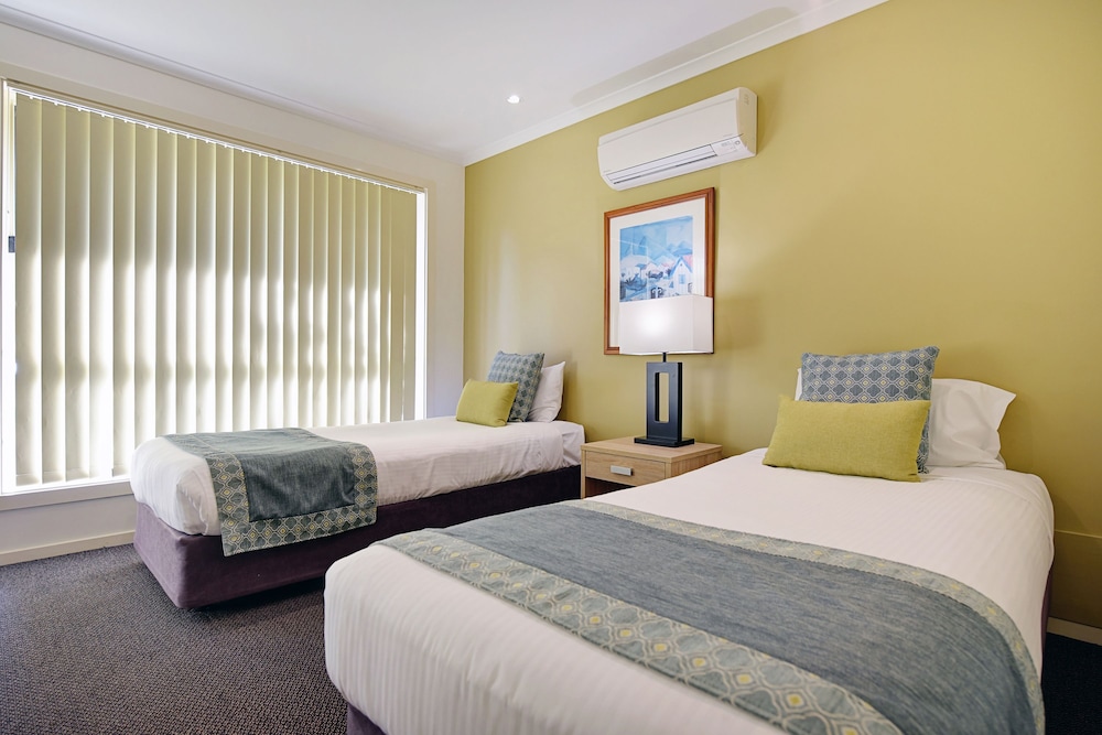 3 Bedroom Villa (Dual Key, Adjacent Rooms) - Photo 8