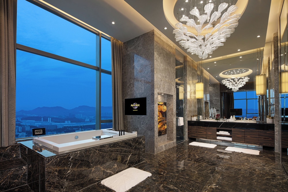 Suite (Rock Star)