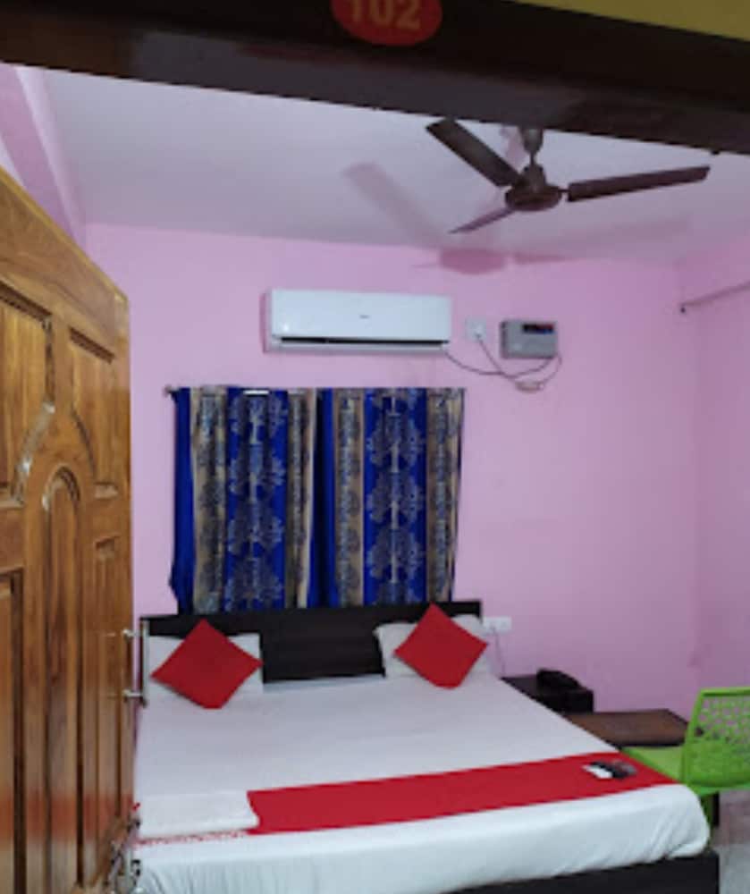 Classic Double Room, City View