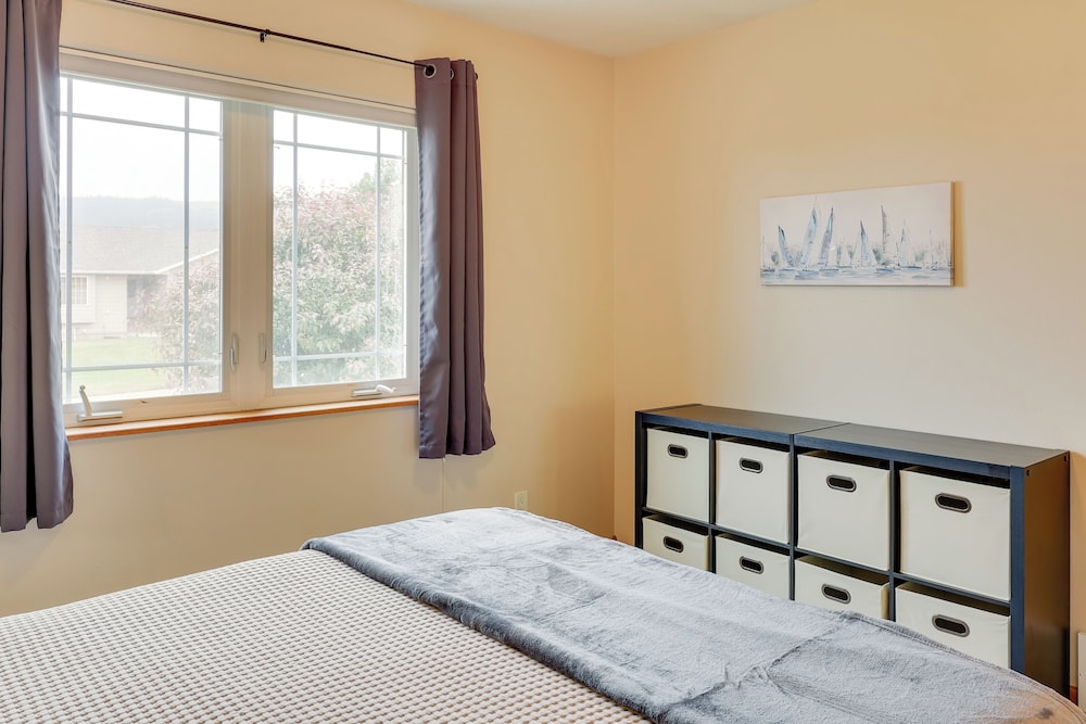 House (4 Bedrooms) photo 2