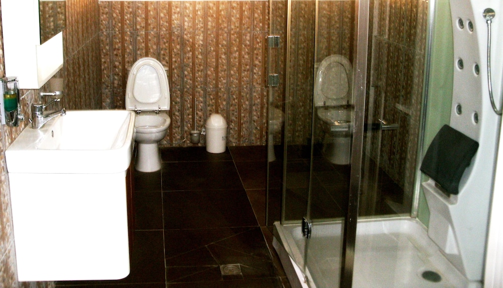 Family Apartment, 3 Bedrooms, Non Smoking photo 2