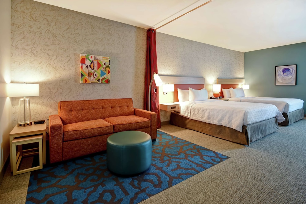 Studio, 2 Queen Beds, Accessible (Roll-In Shower, Mobility & Hearing)