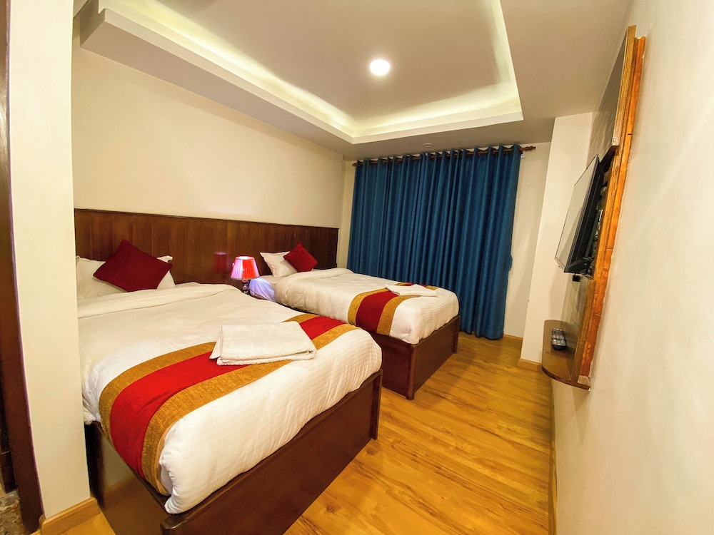Deluxe Double or Twin Room - Photo 7