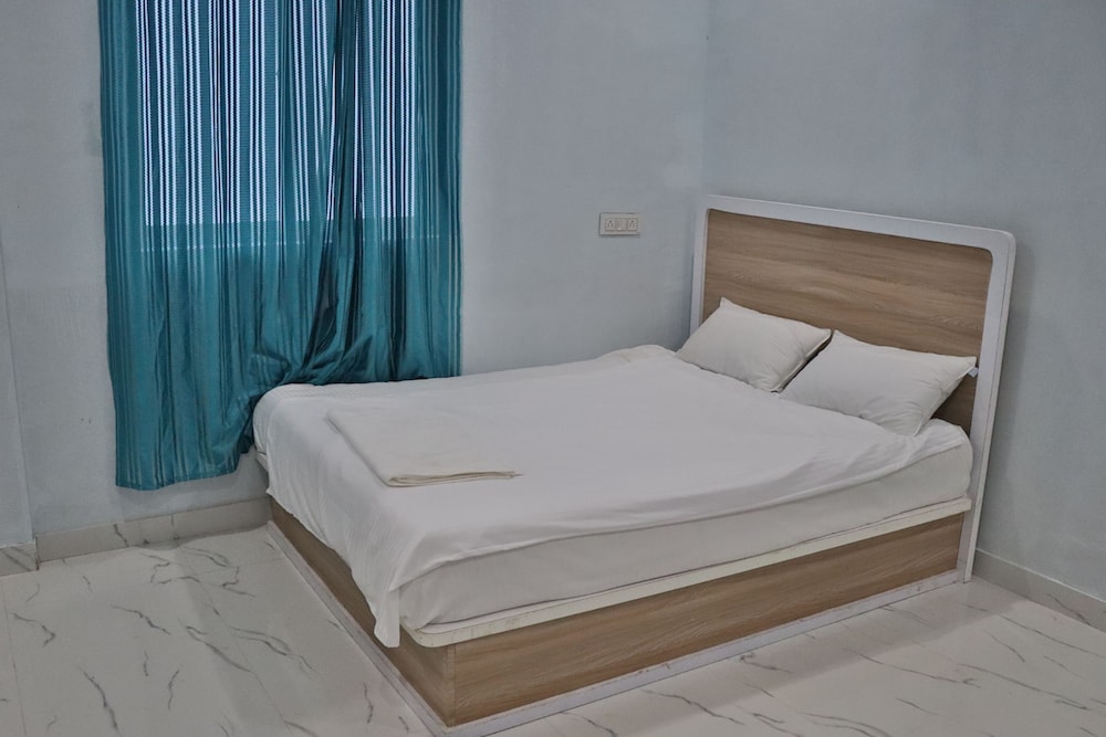 Basic Double Room