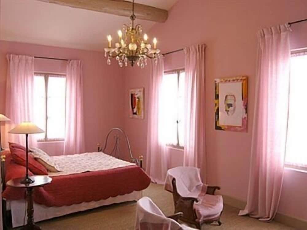 Standard Double Room, Private Bathroom, Pool View photo 3