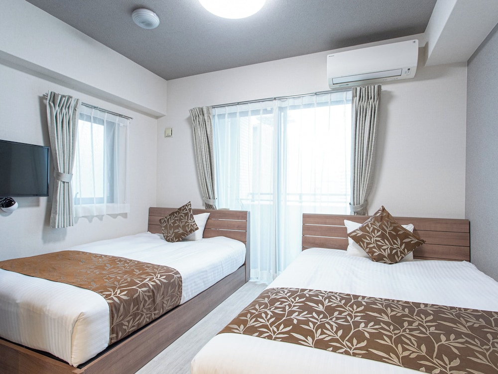 [Main Building] 3 Double Rooms for 6 people, Non Smoking photo 2