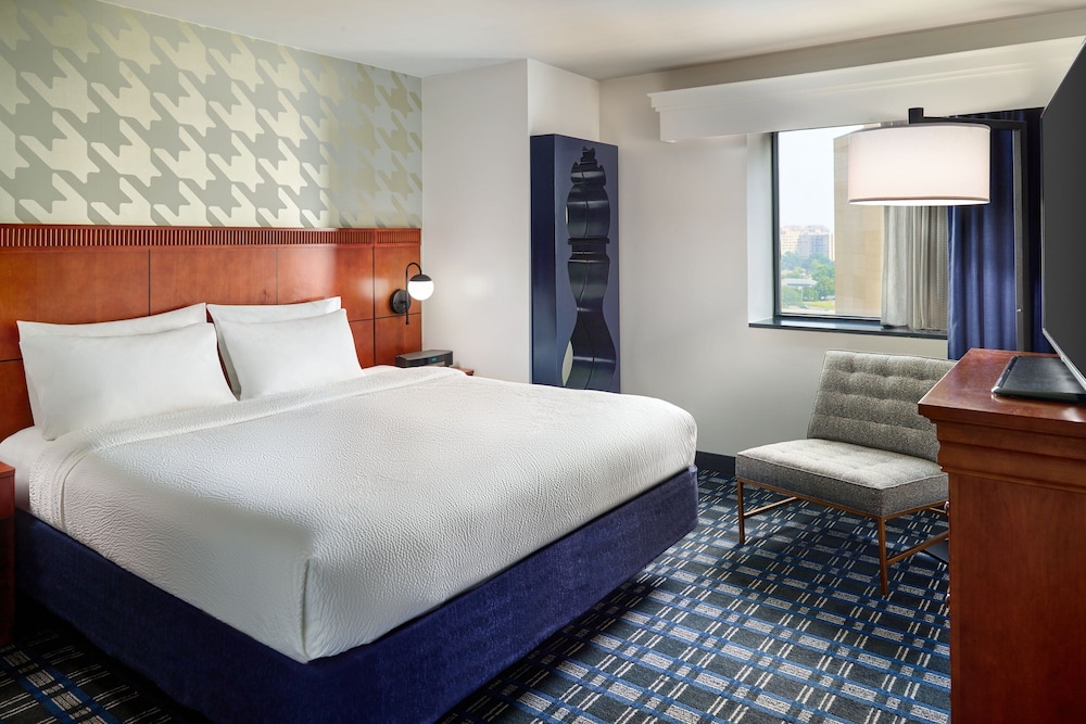 Suite, 1 Bedroom photo 2