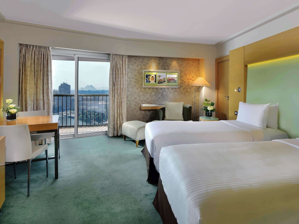 Premium Room, 2 Twin Beds (Partial Nile View)