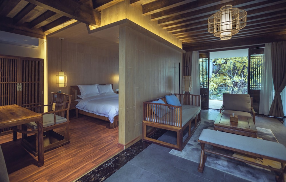 Deluxe Double Room, Garden View photo 1