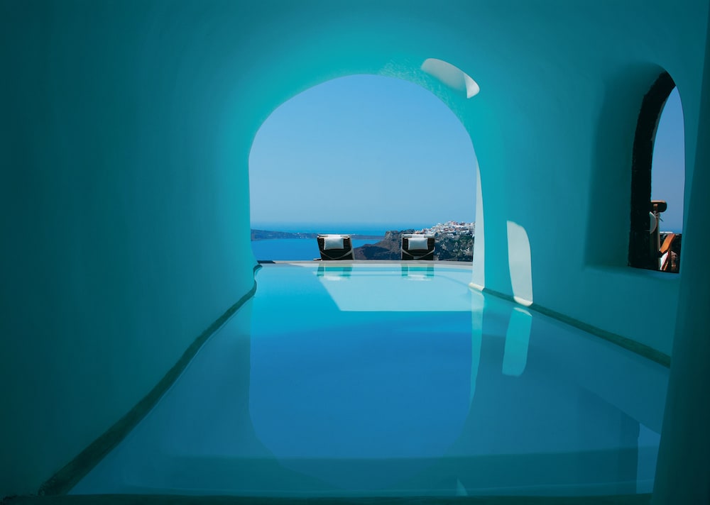 Perivolas Suite photo 3