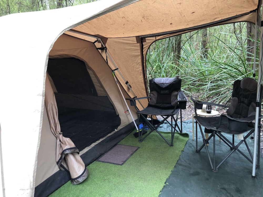 Family Tent, River View, BYO Linen and Towels photo 2