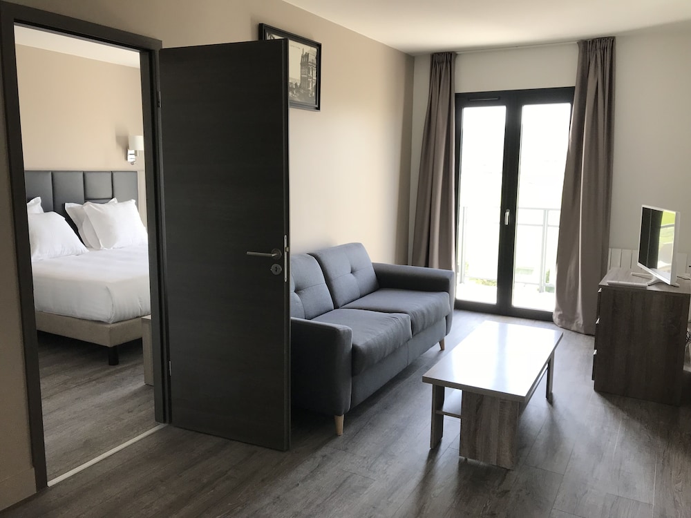 Family Suite - Photo 6