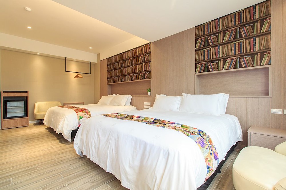 Superior Quadruple Room, Multiple Beds, Non Smoking photo 2