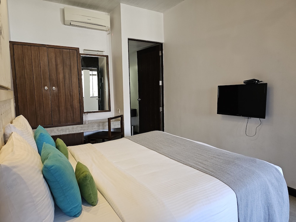 Standard Double Room - Photo 6