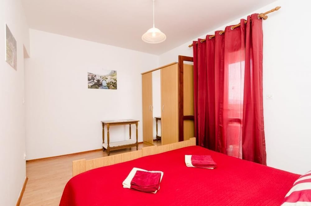 Double Room (Standard Double Room with Balcony) photo 3