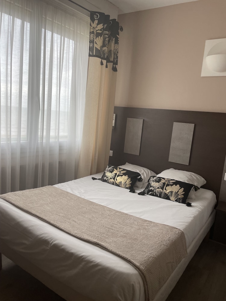 Superior Double Room, Non Smoking, Ocean View - Photo 3