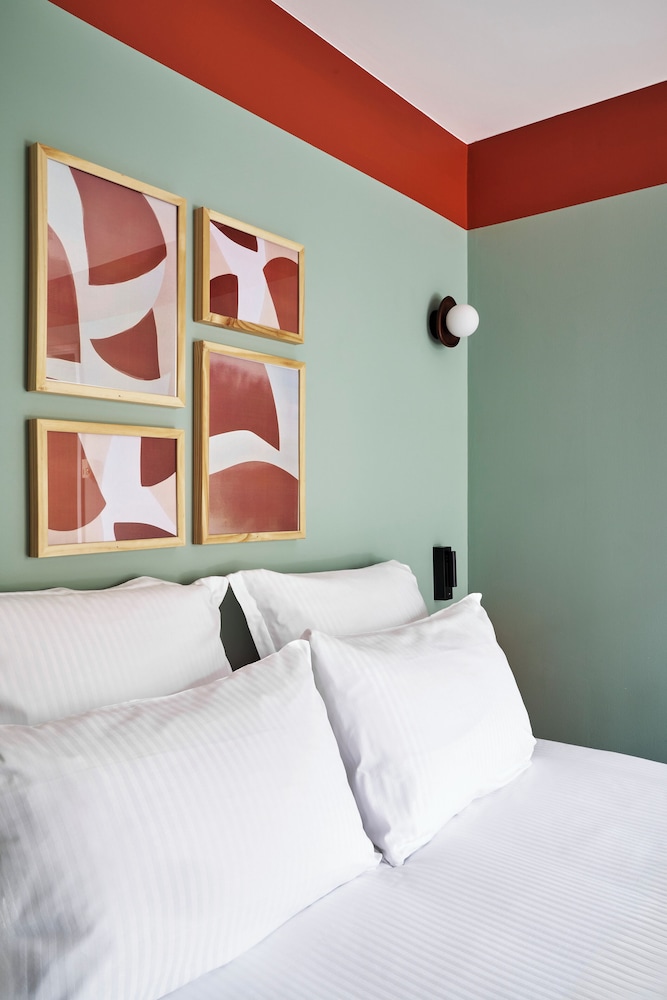 Deluxe Double Room photo 2