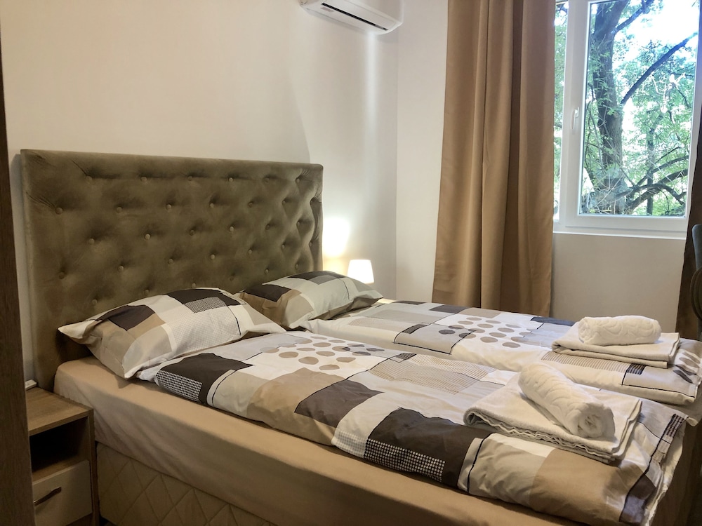 Comfort Apartment photo 1