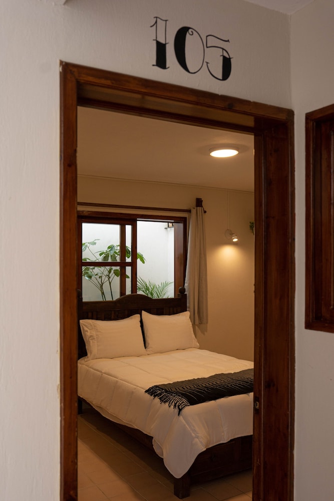 Economy Double Room photo 3