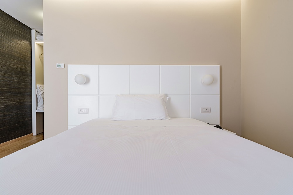 Classic Room, 1 Large Twin Bed - Photo 2