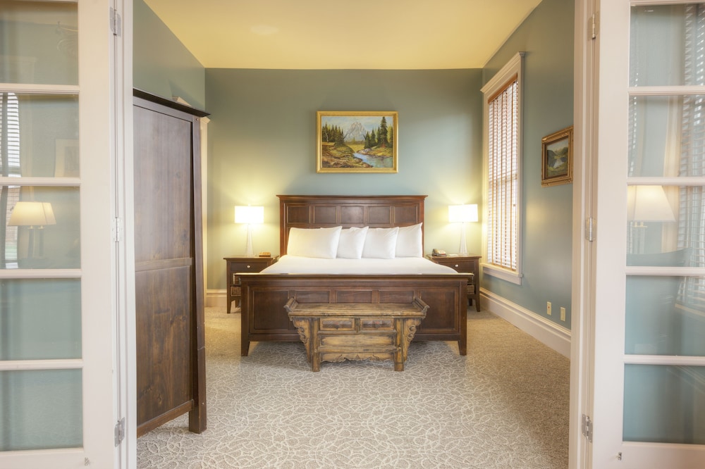 Presidential Suite photo 1