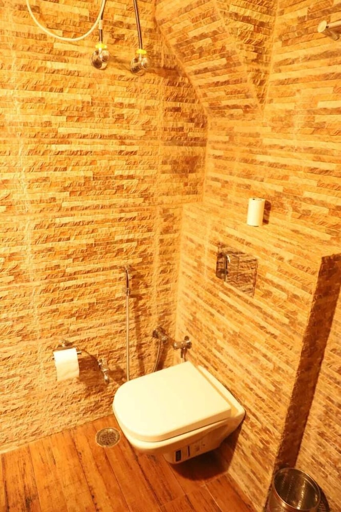 Standard Room - Photo 8